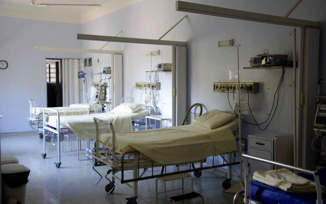 La baisse du nombre de lits s’accélère dans les hôpitaux, l’ambulatoire progresse